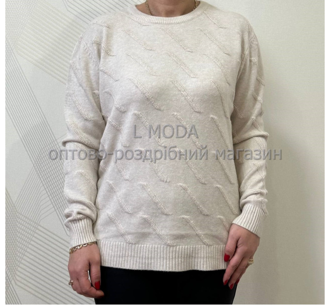 Кофта жіноча трикотажна з абстрактним тисненням молочна 50